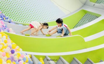 Trẻ em chơi và sáng tạo tại khu vui chơi giáo dục Hưng Yên