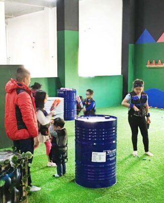Nerf kết hợp giáo dục: khung chương trình, KPI và thiết bị