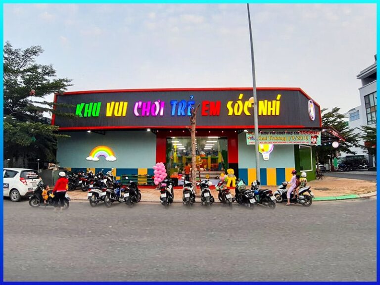 tieu chi chon bien quang cao khu vui choi tieu chuan play and learn content image